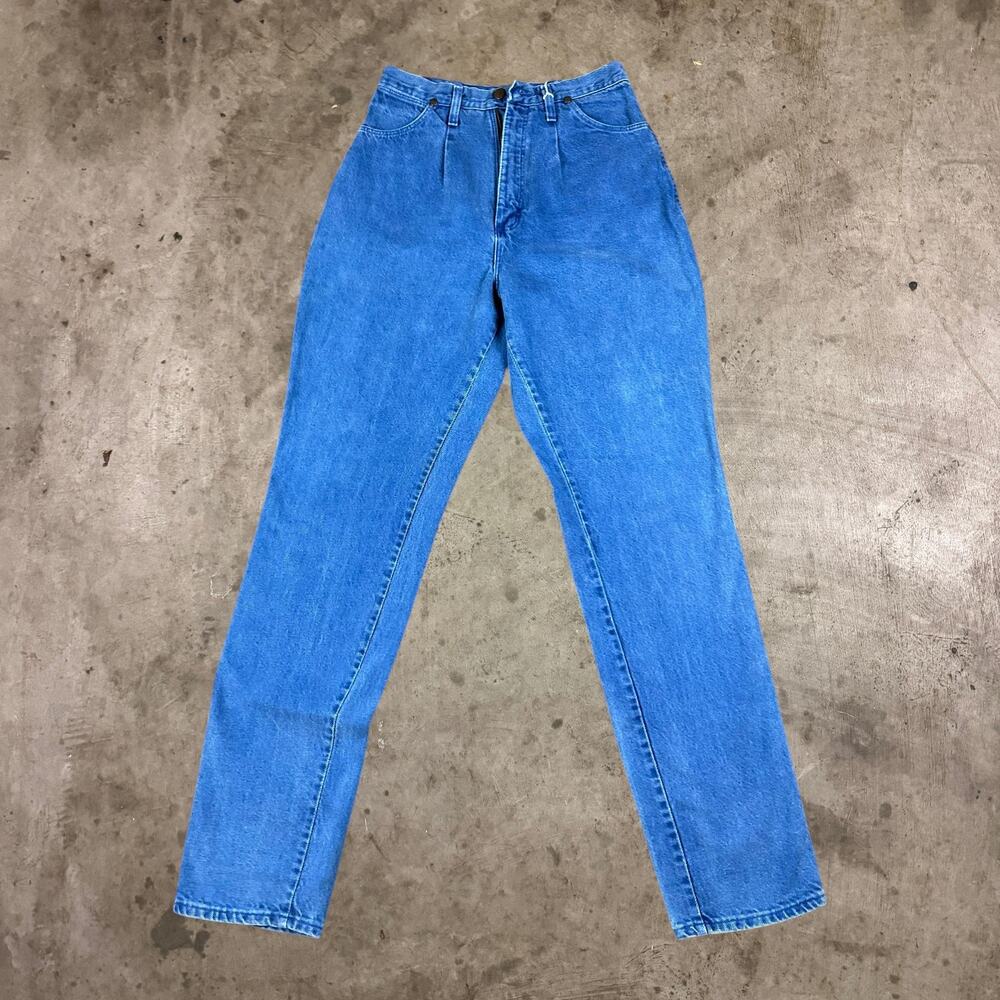 Wrangler Mom Jeans Pleated Straight Leg Medium Wash Denim Blue Womens Size 13/14